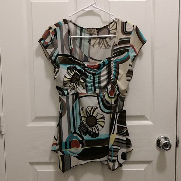 Flower Top - Picture 1 of 2